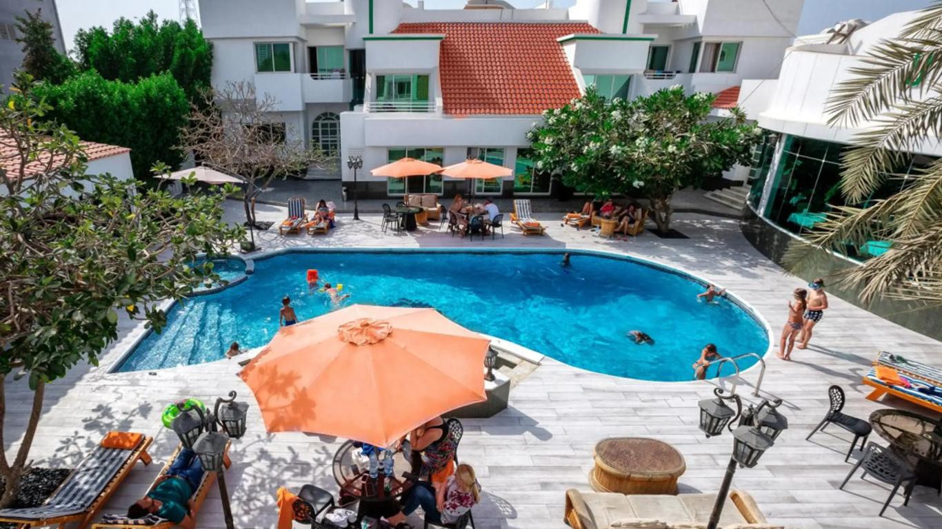 Al Khalidiah Resort