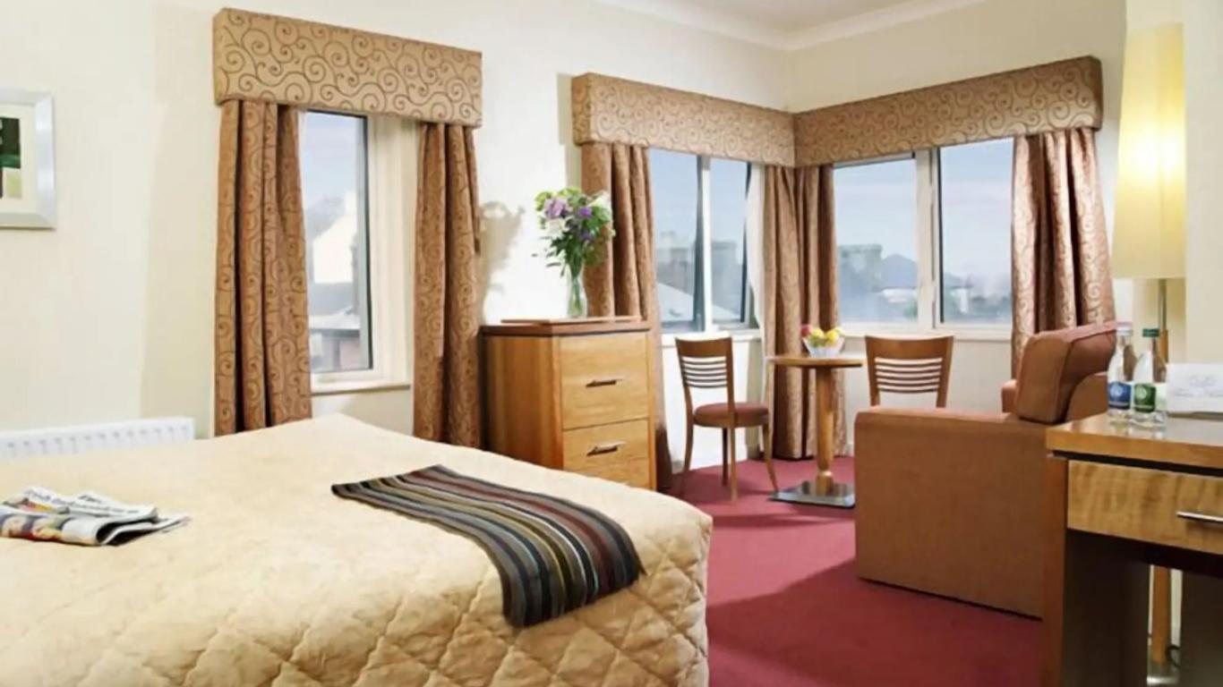 Tara Hotel