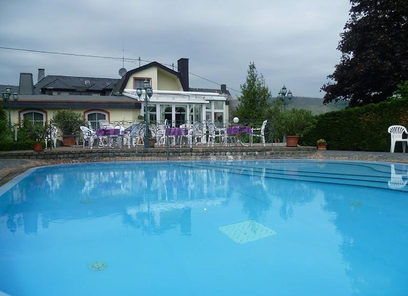 Pool Foto