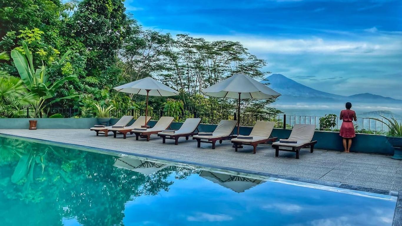 Villa Borobudur Resort