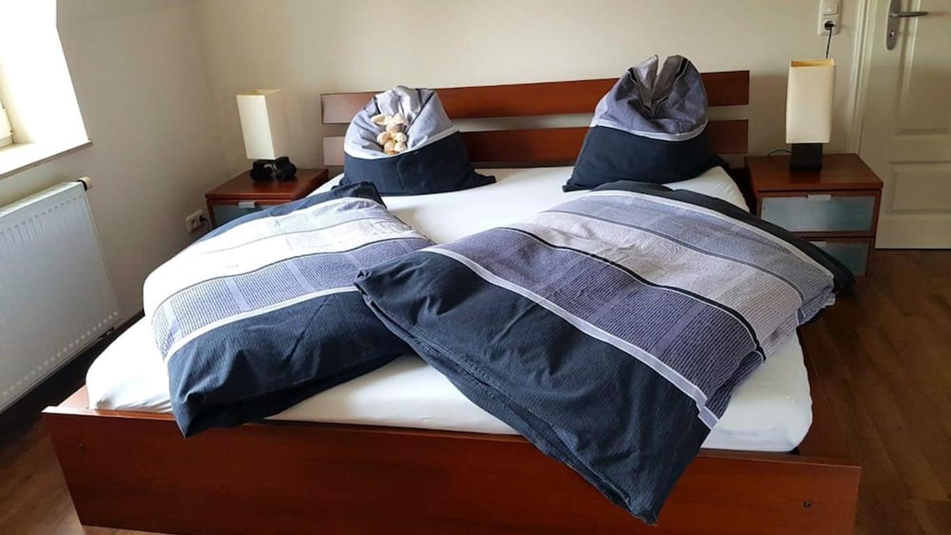 Apartment on the Elbe ferry - Apartment for 2 - 3 people