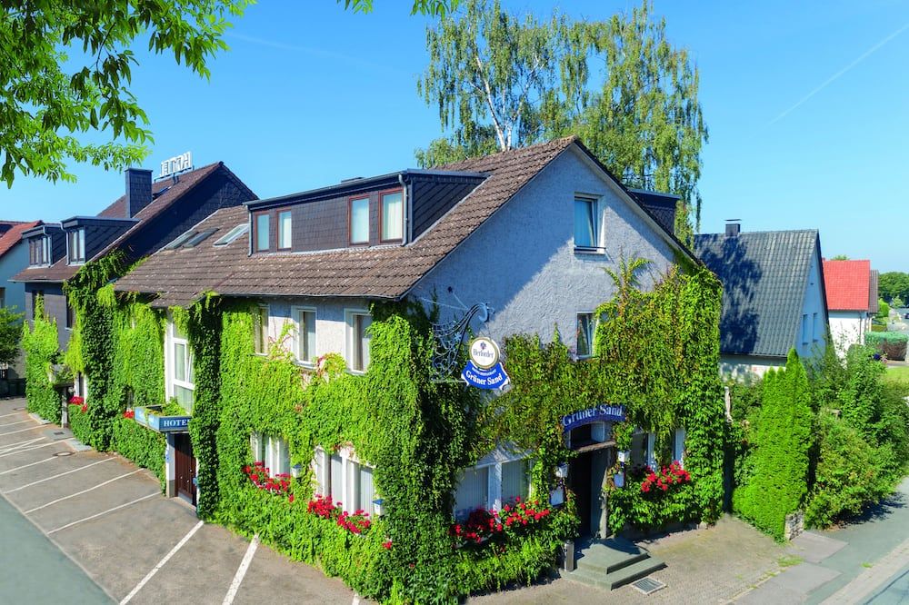 Gebäude