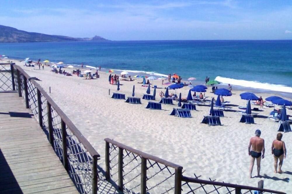 Strand