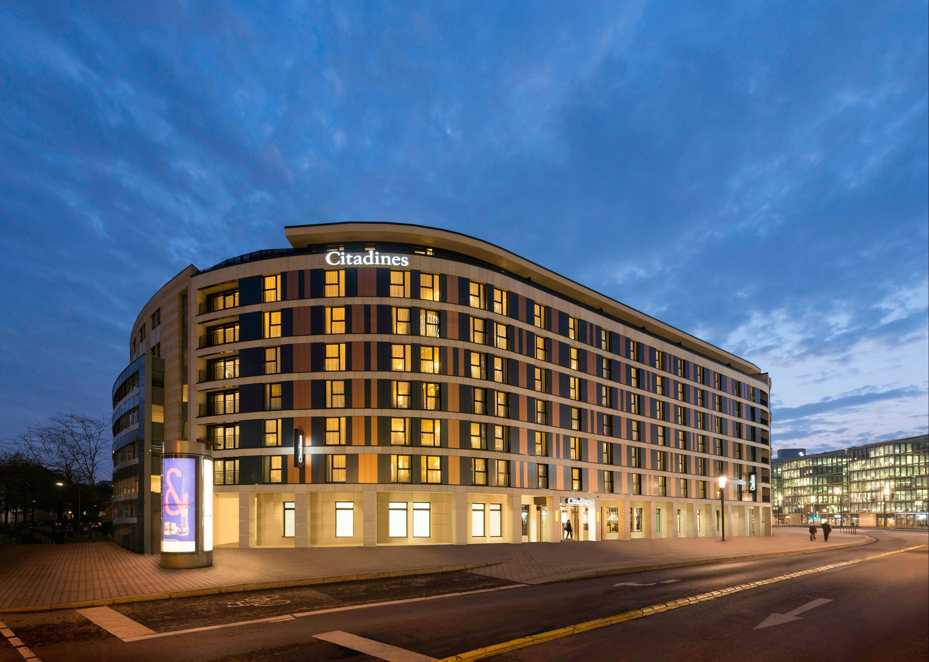 Gebäude