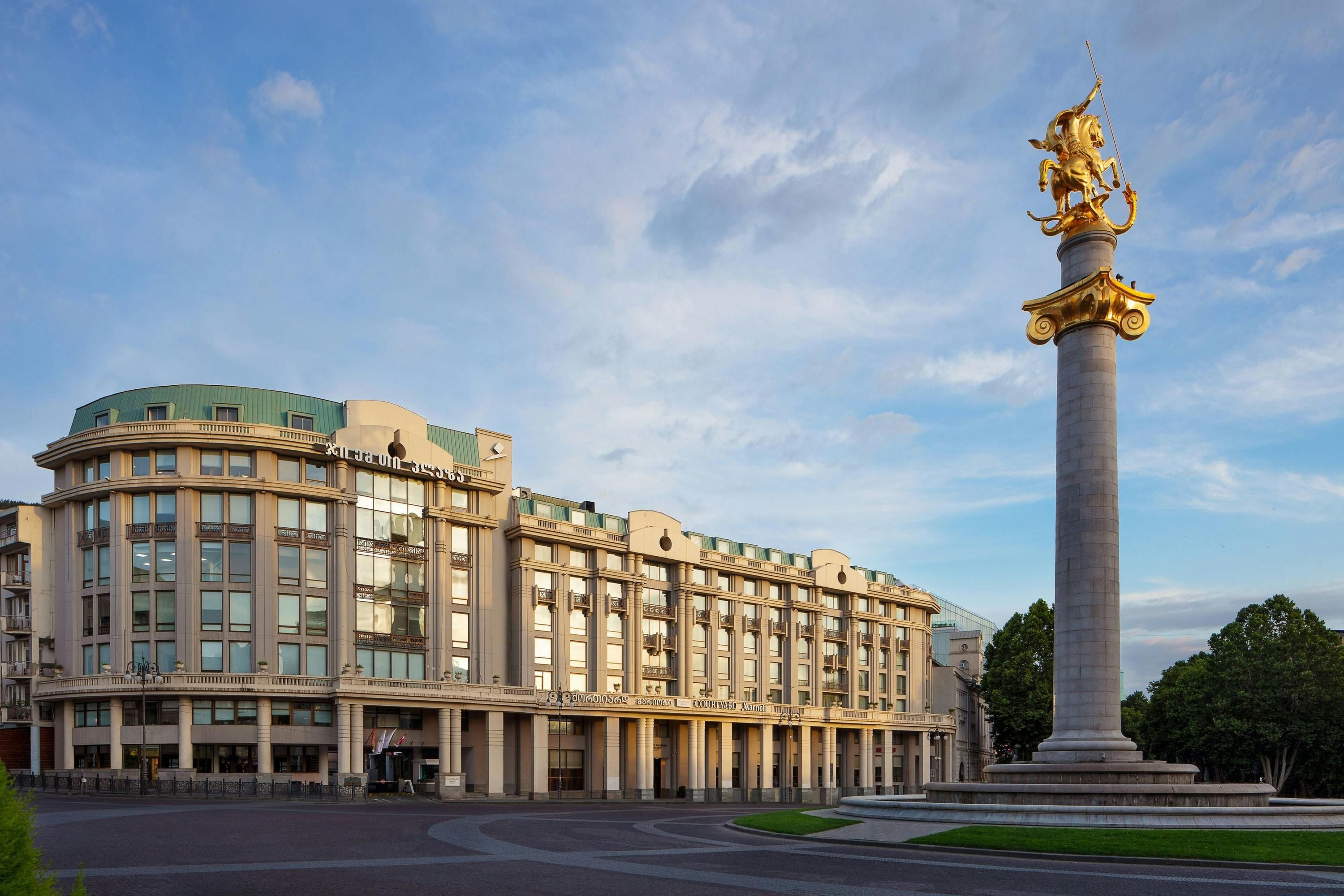 Gebäude