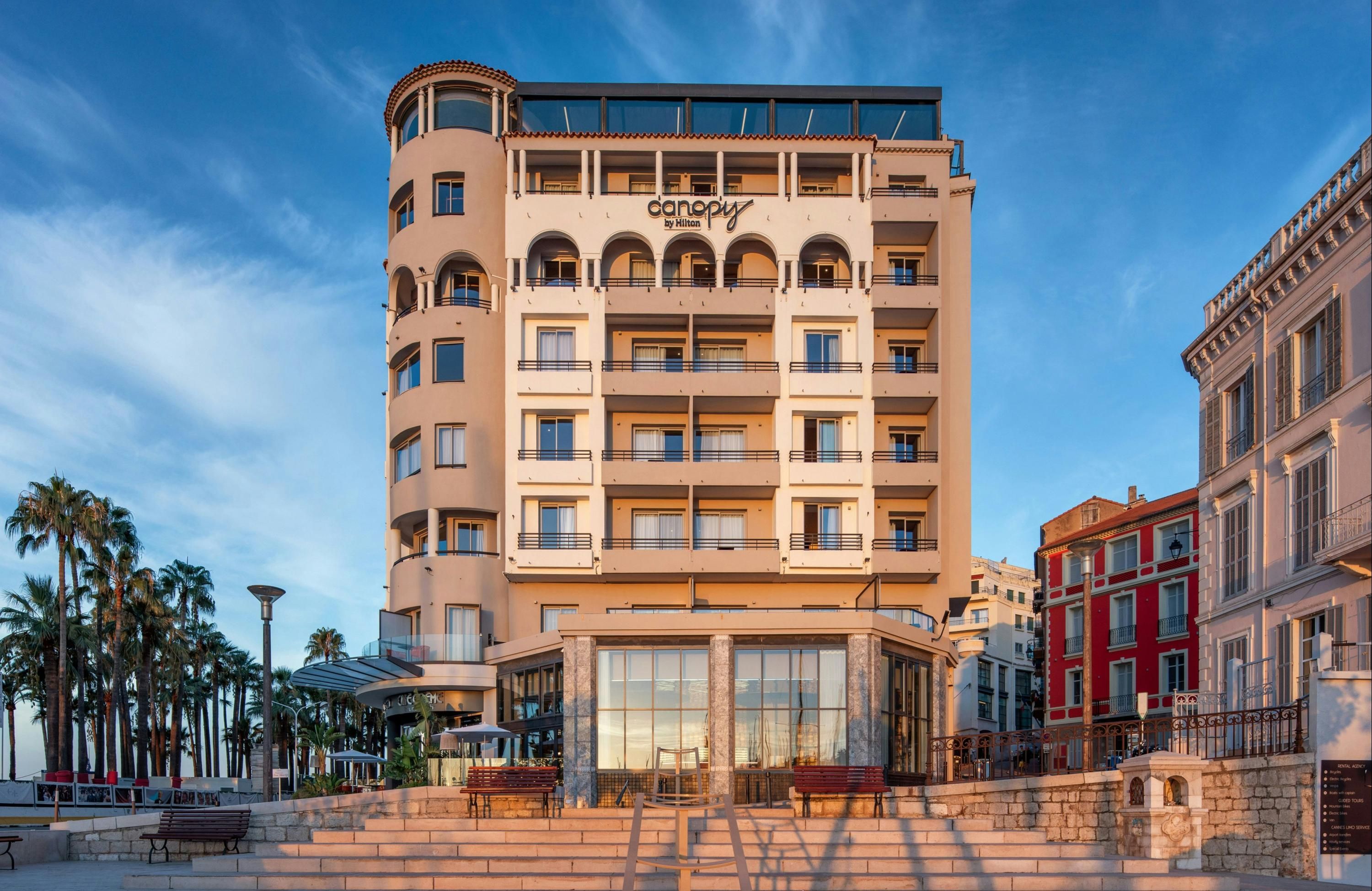Gebäude