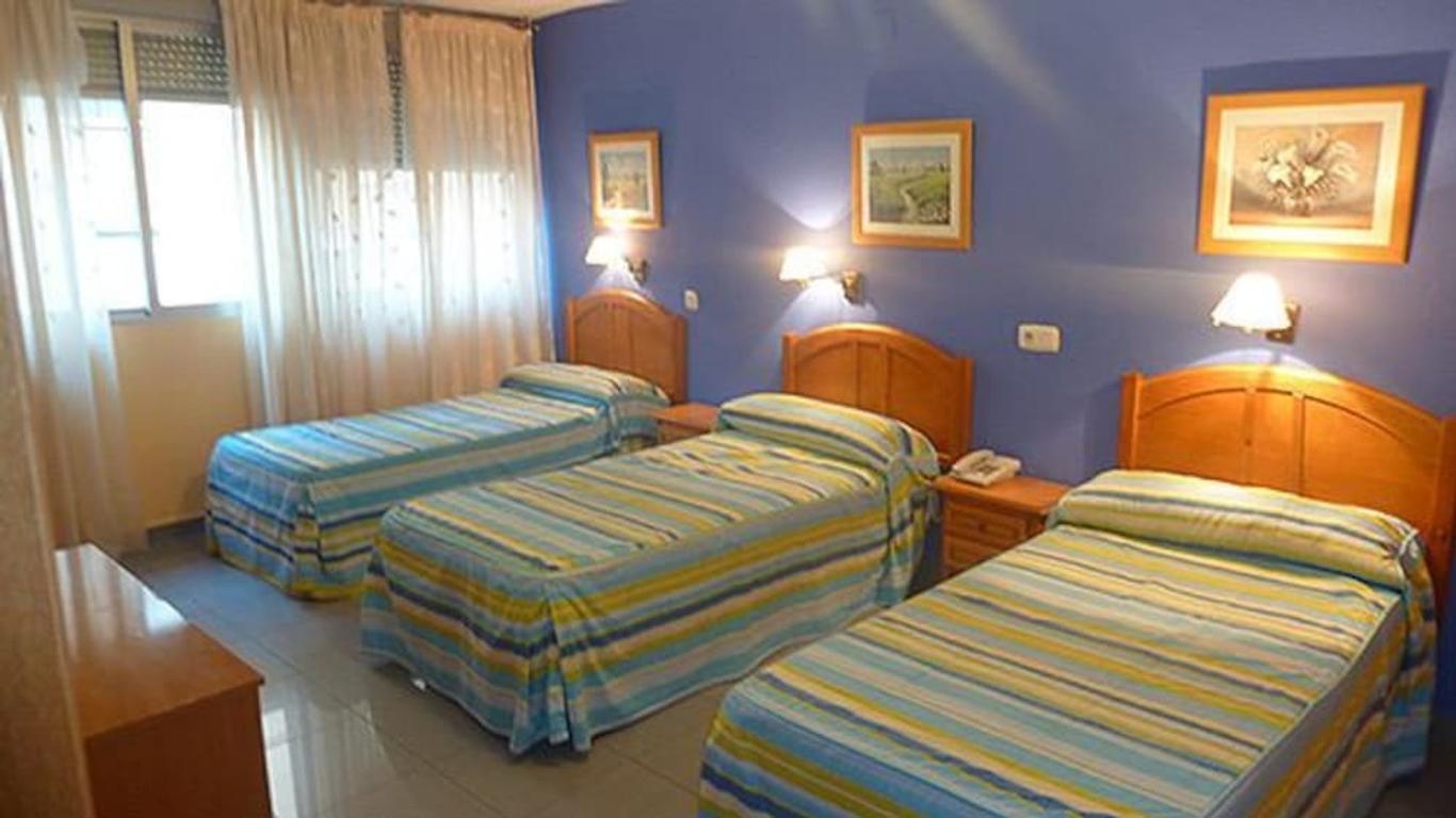 Hostal Al-Qazeres