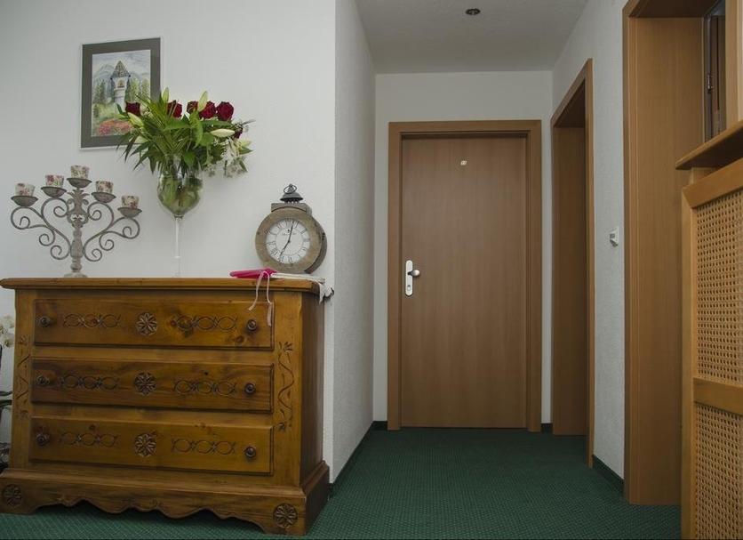 Zimmerausstattung Foto