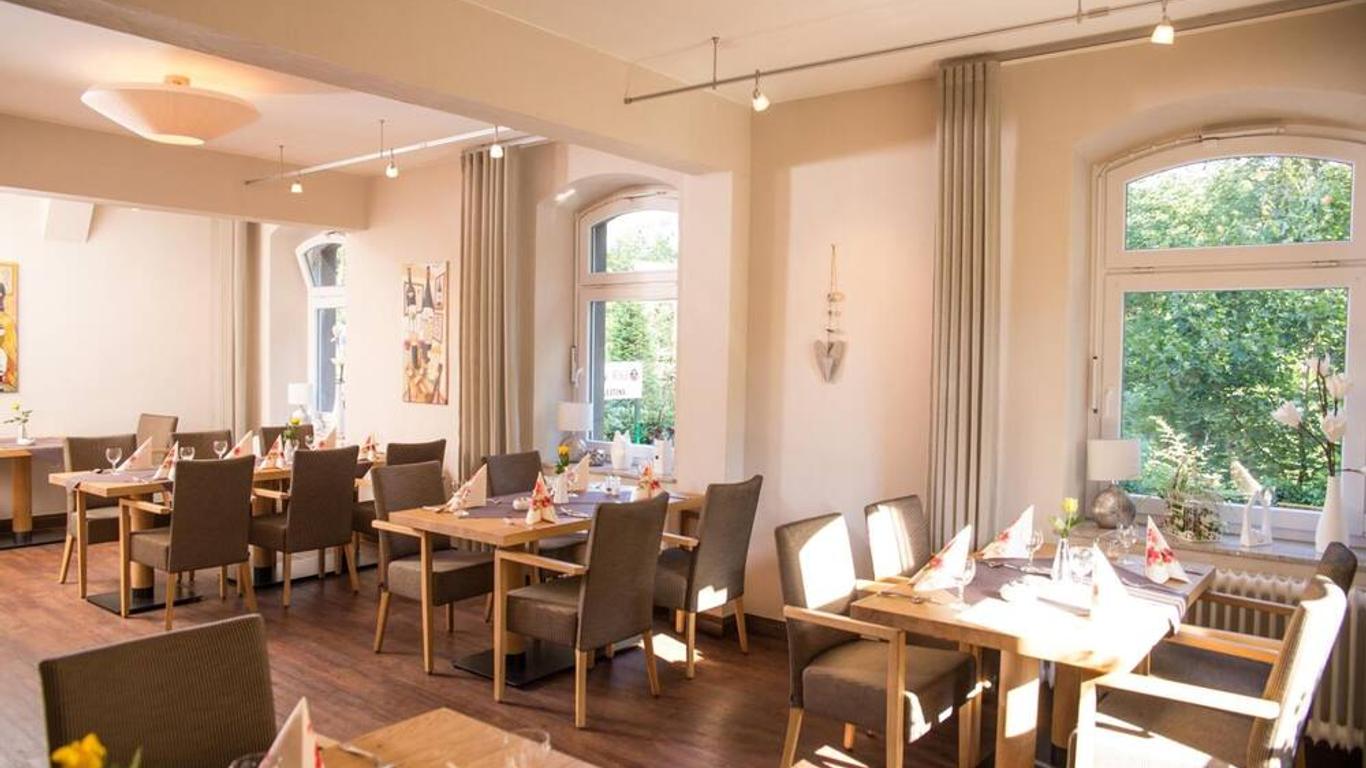 Hotel Zur-Borke