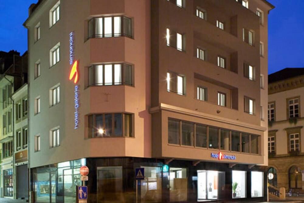 Gebäude
