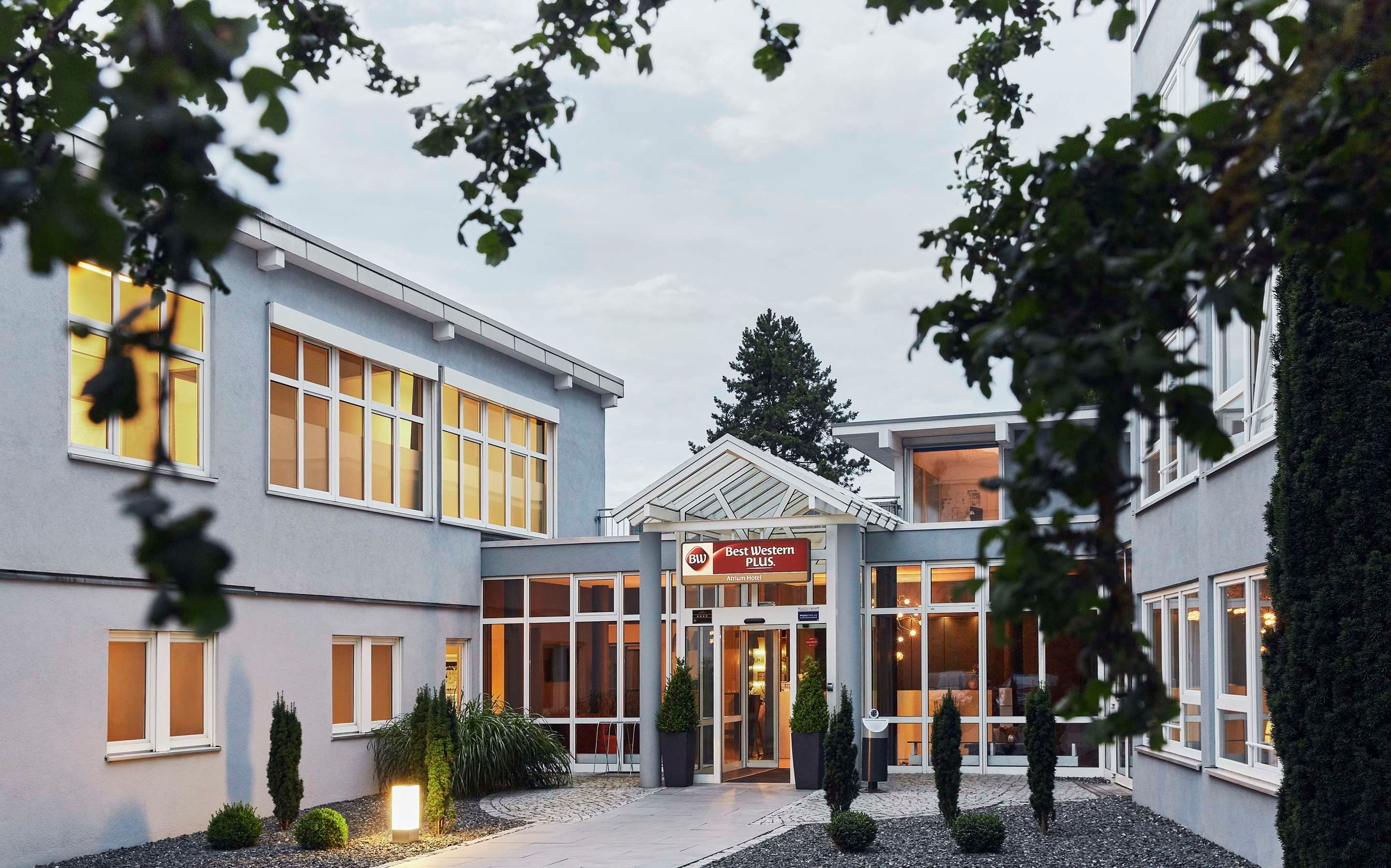 Gebäude