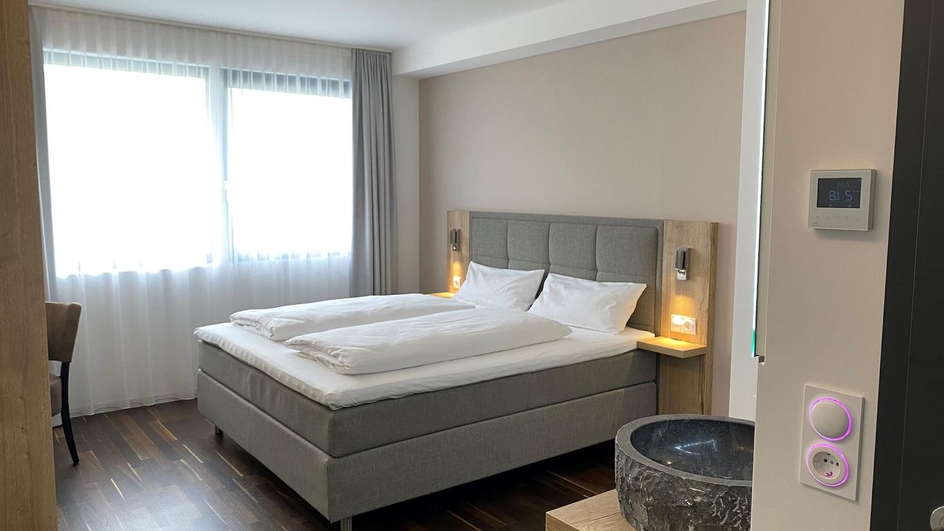 Hotel B4