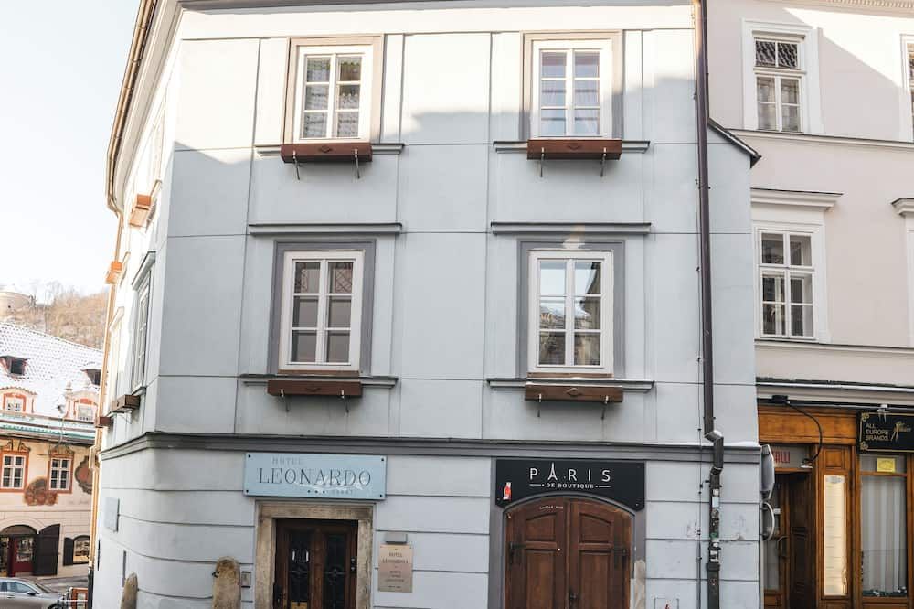 Gebäude