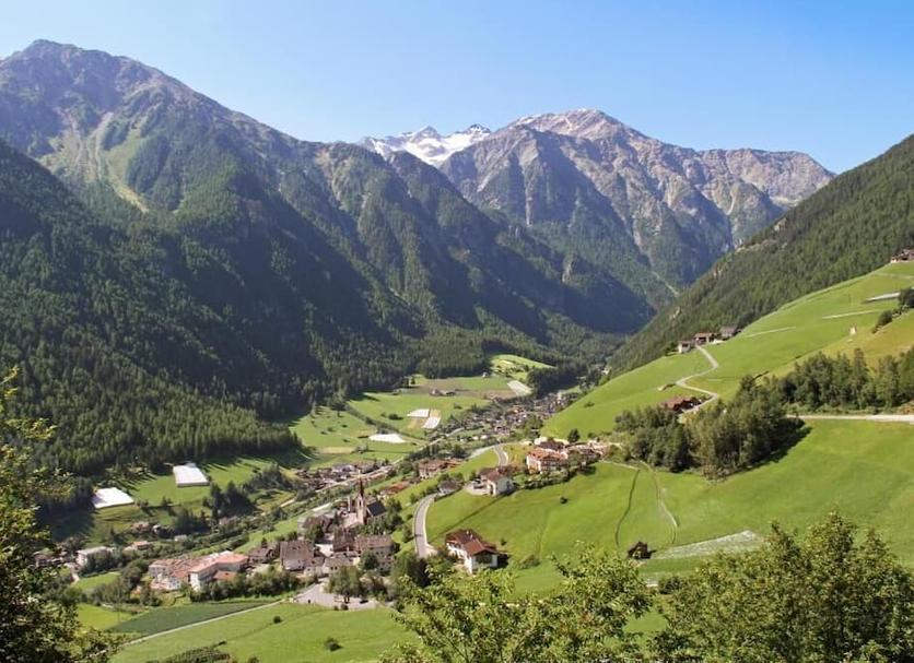 Außenansicht Foto