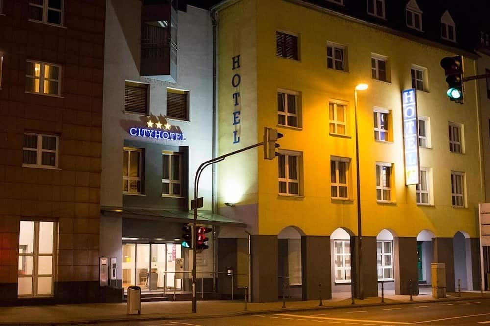 Gebäude