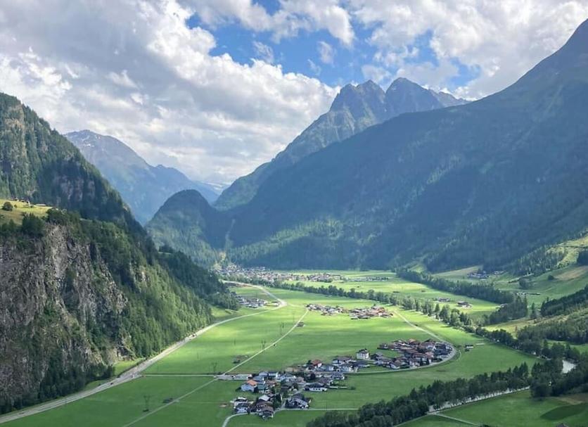 Außenansicht Foto