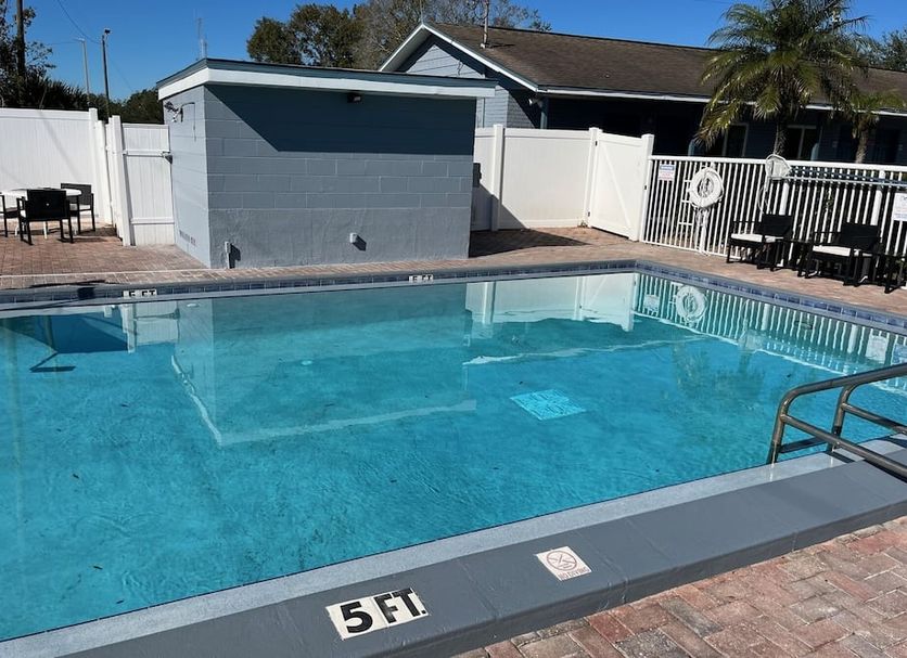 Pool Foto