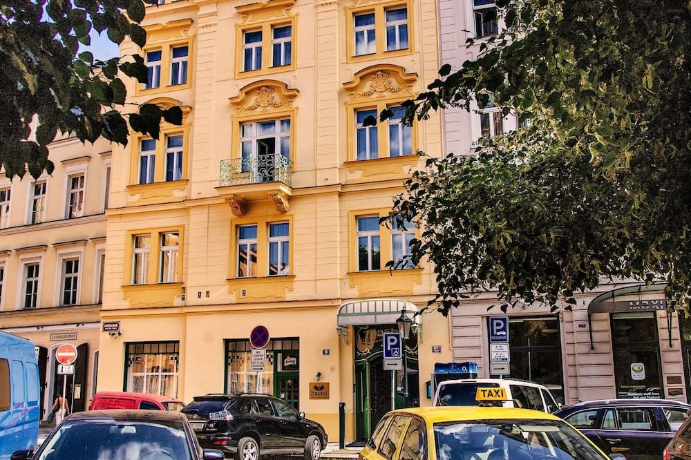 Gebäude