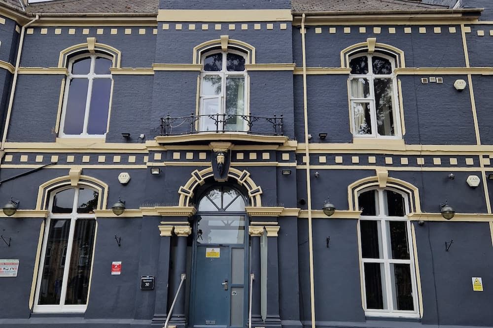 Gebäude