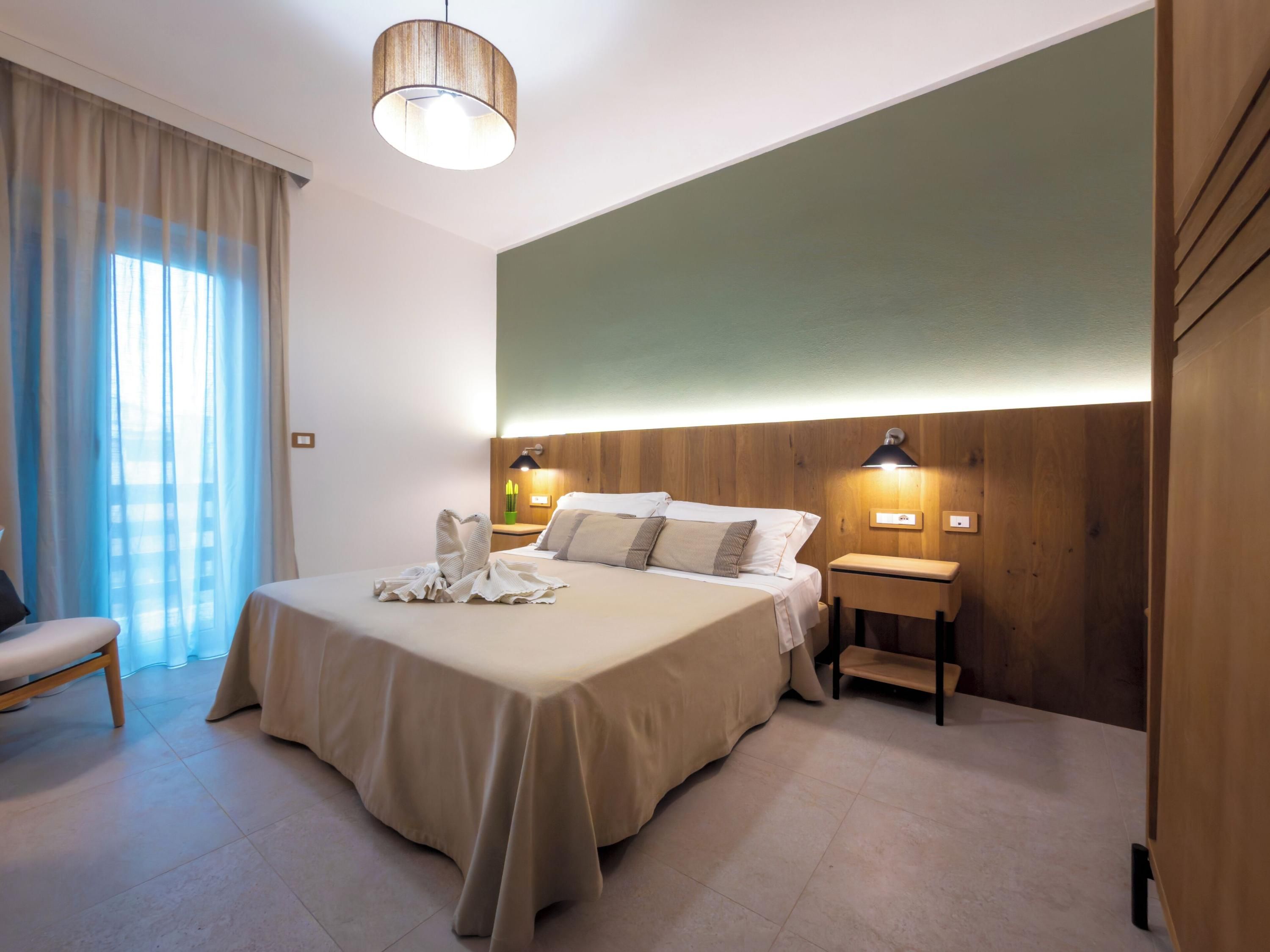 Sonstige