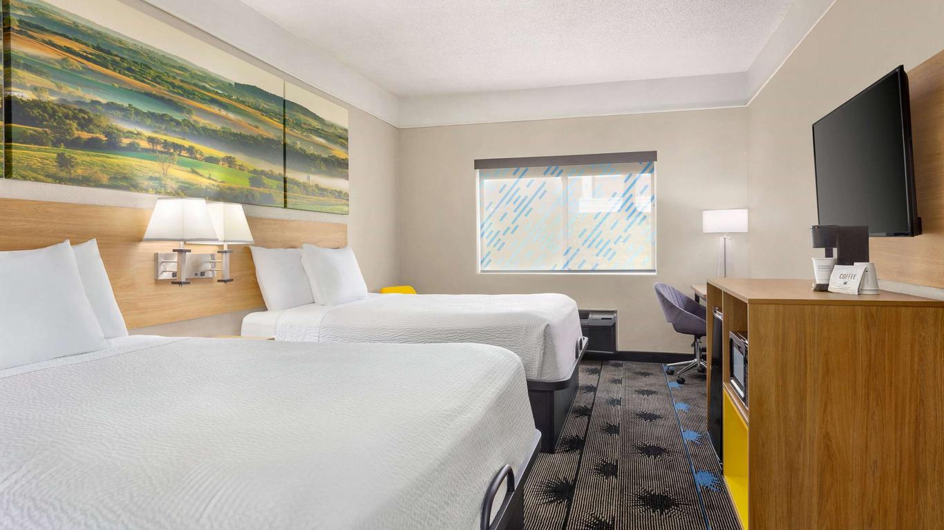 Days Inn by Wyndham Kansas City International Airport