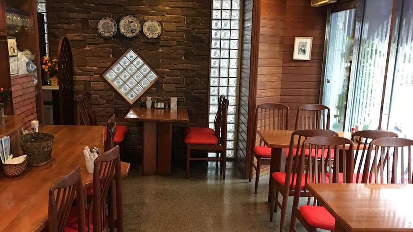 Hotel Sentpia