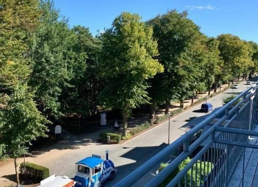 Außenansicht Foto