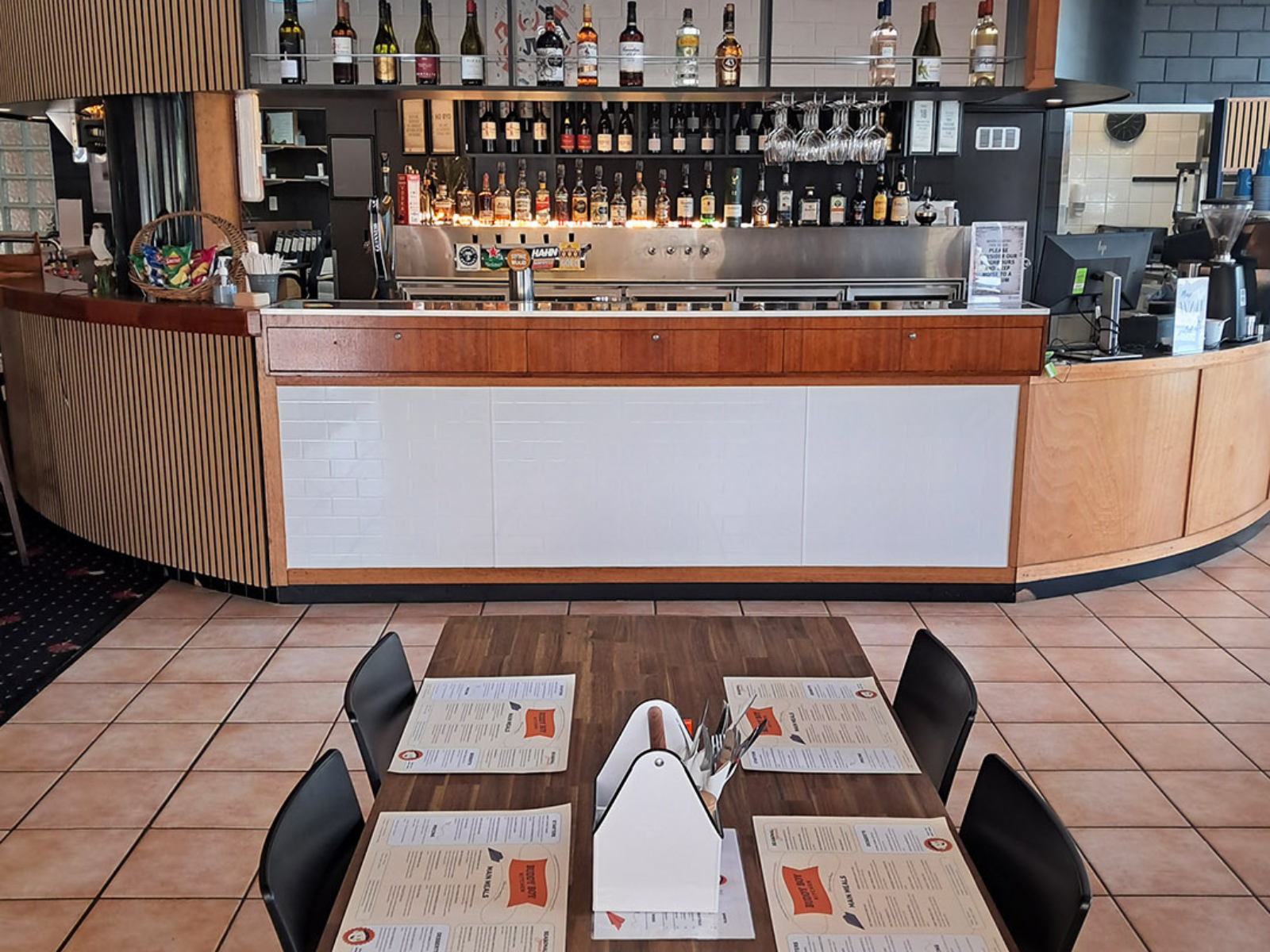Bar