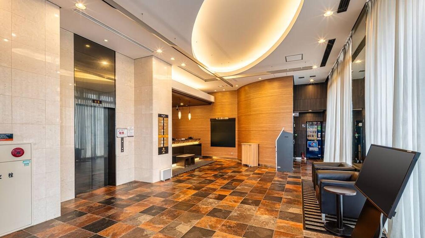 APA Villa Hotel Tsubamesanjo-Ekimae