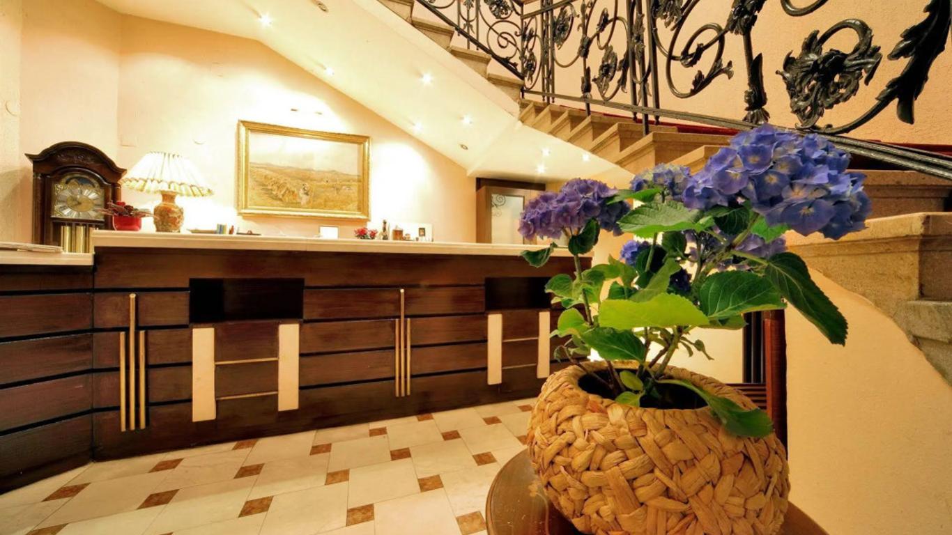 Hotel Central