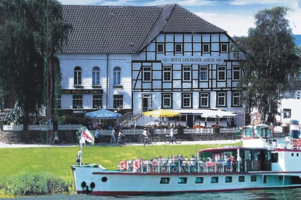 Gebäude