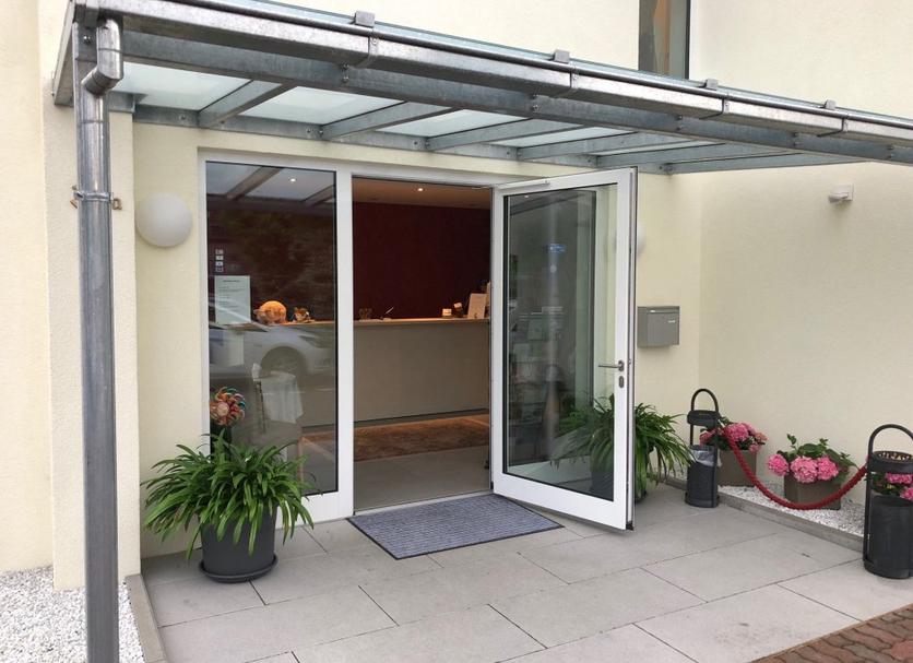 Außenansicht Foto