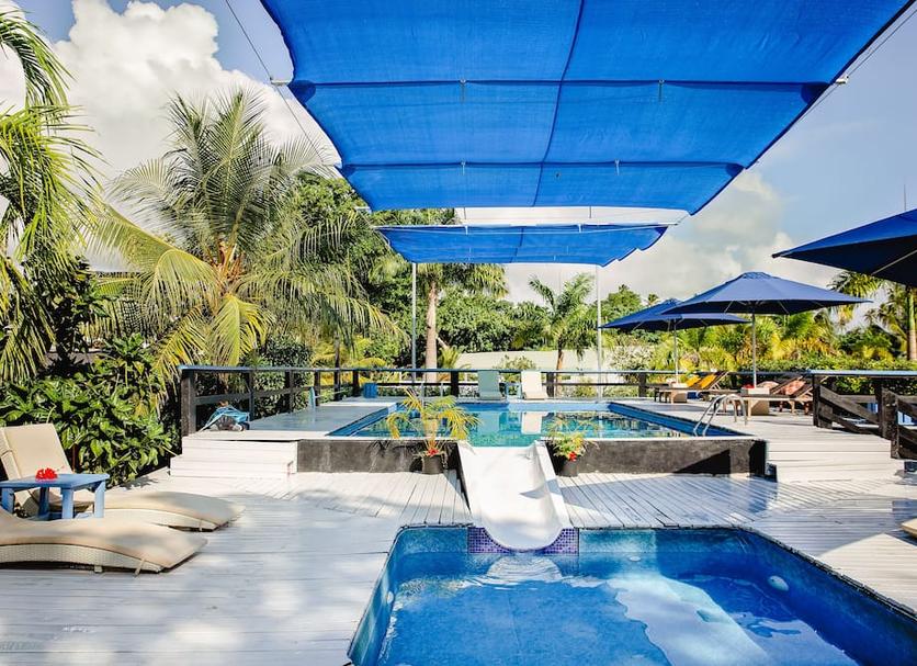 Pool Foto