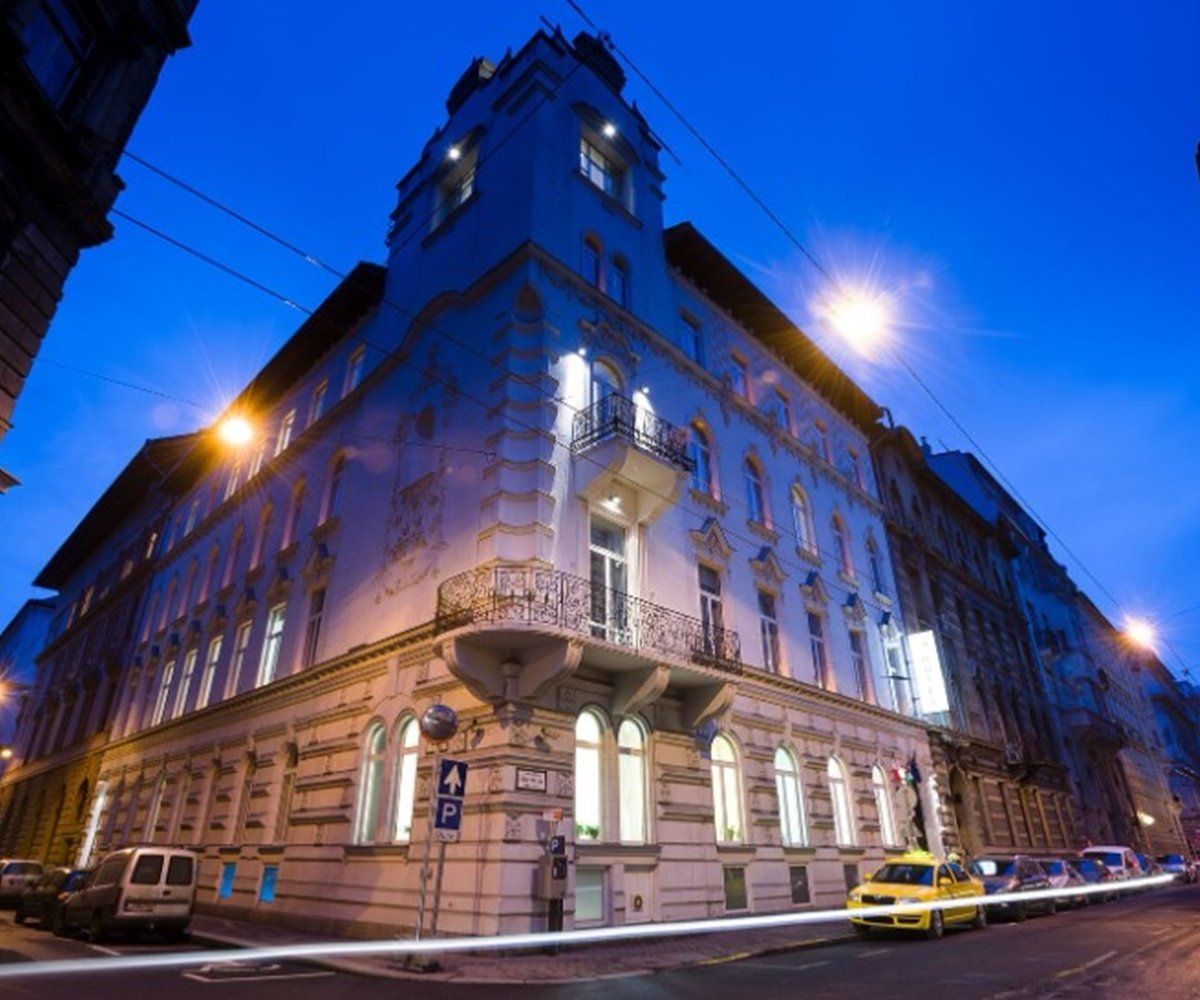 Gebäude