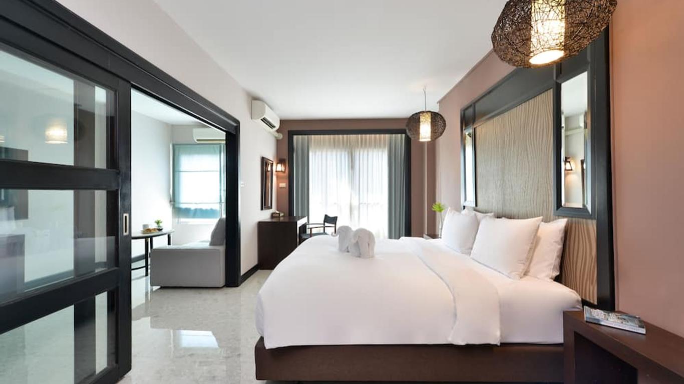 Royal View Resort