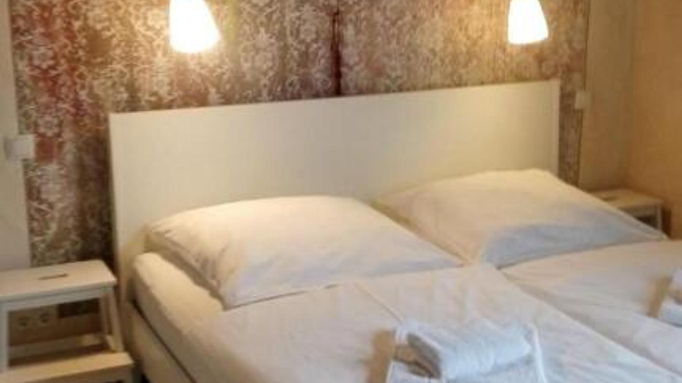 Hotel Pastis
