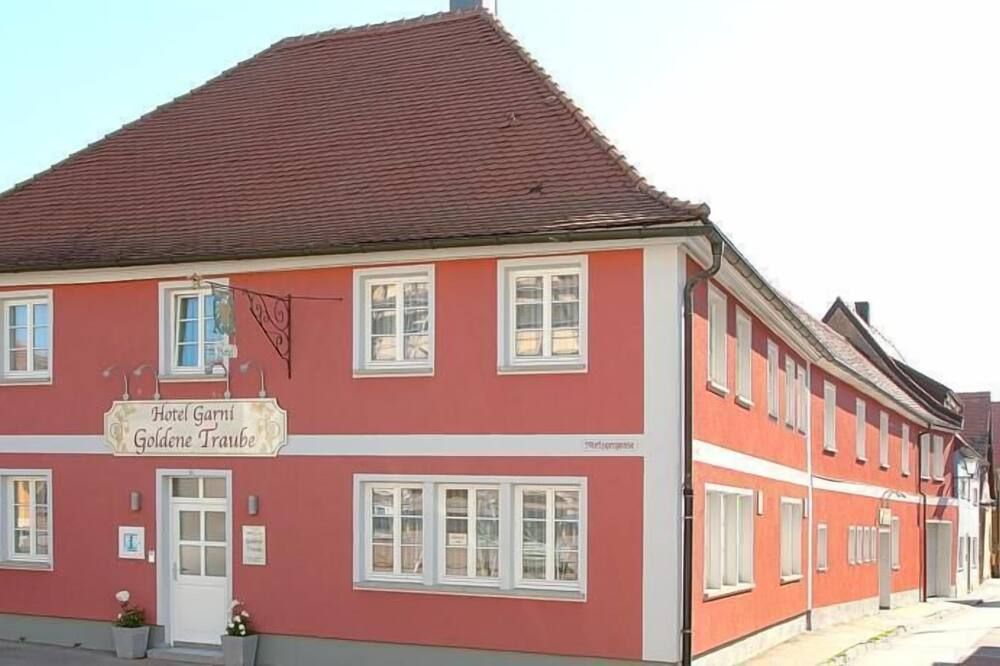 Gebäude