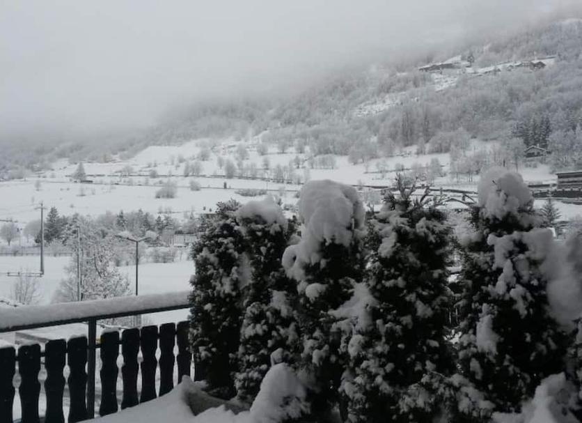 Außenansicht Foto