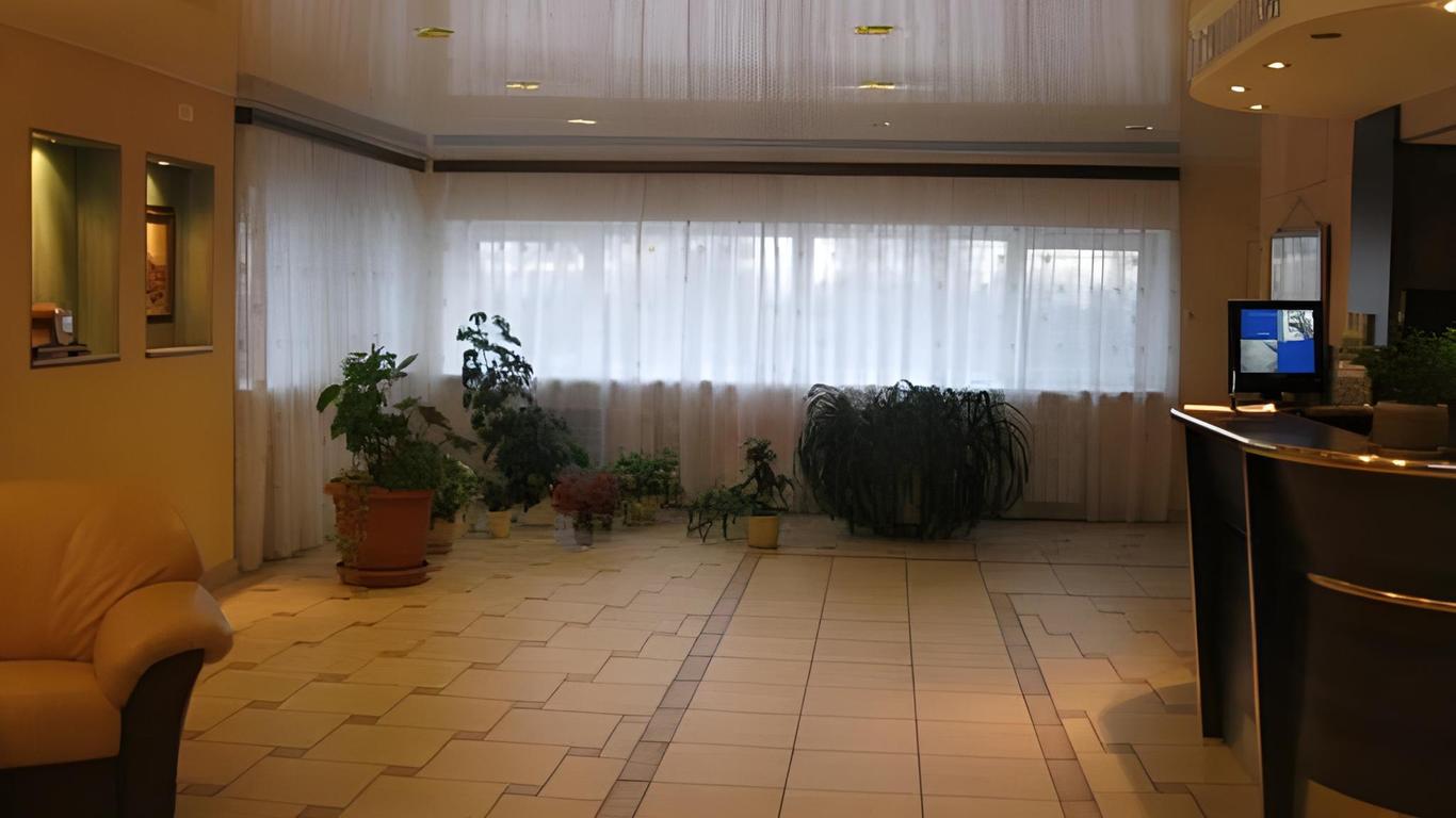 Petrovskaya Hotel