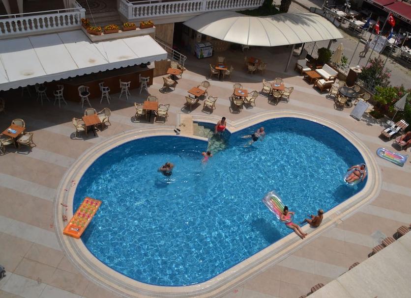 Pool Foto