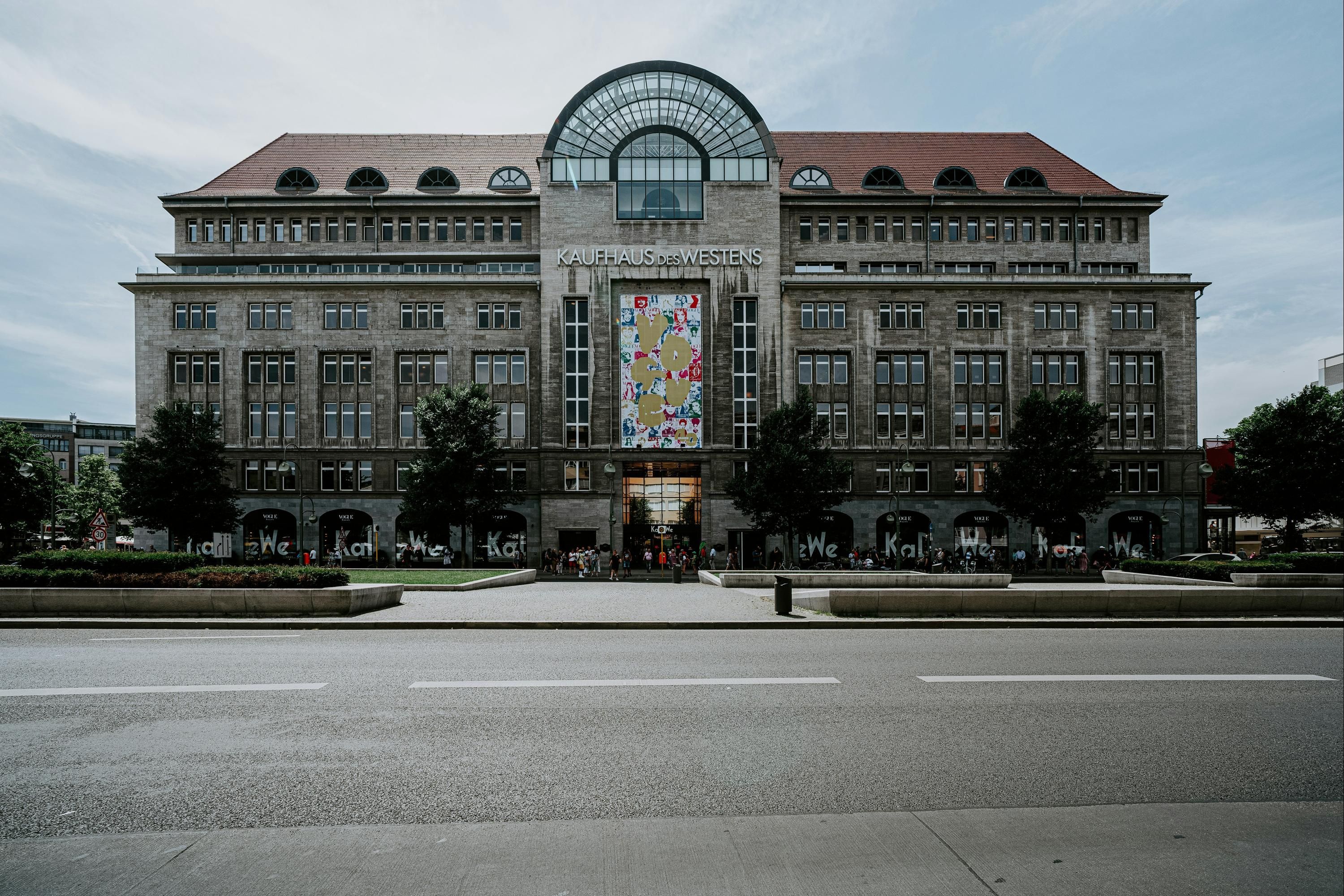 Gebäude