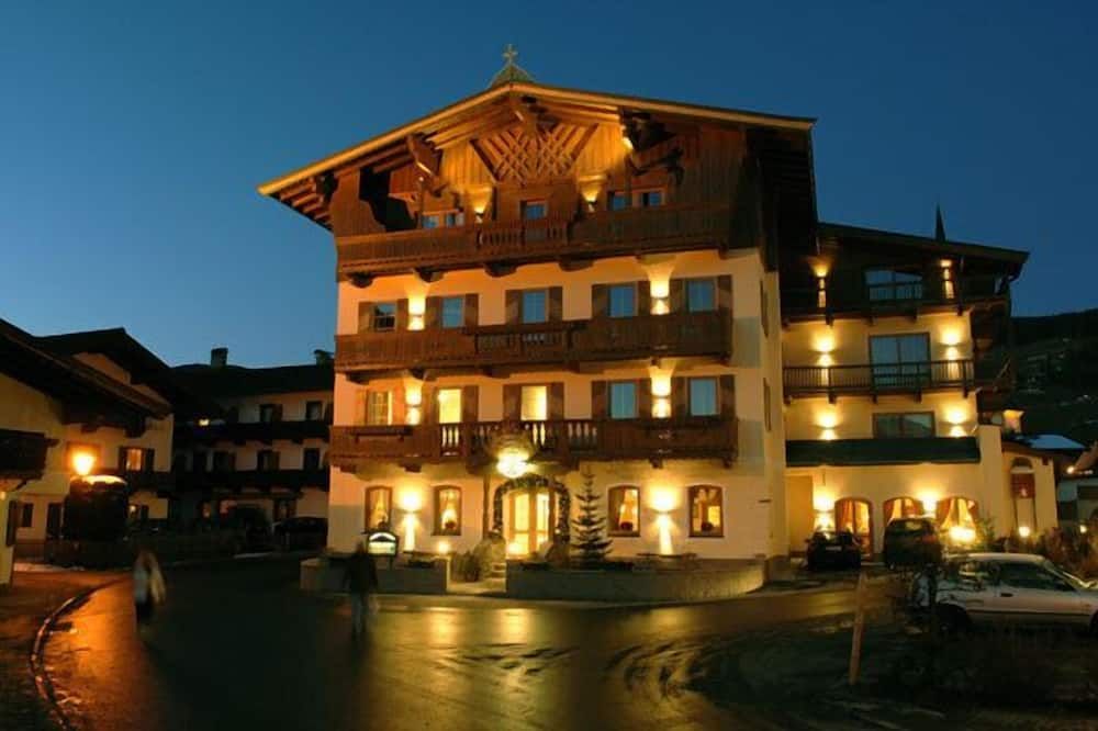 Gebäude