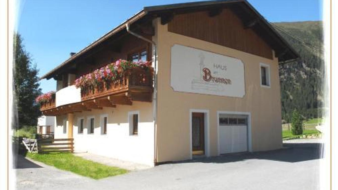 Haus am Brunnen