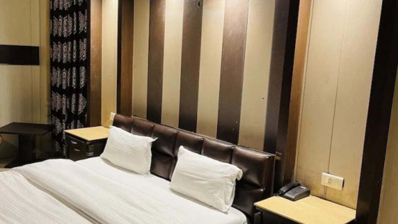 Hotel R S Residency