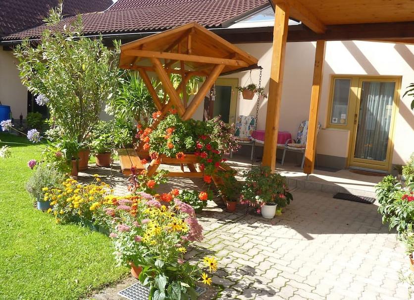 Außenansicht Foto