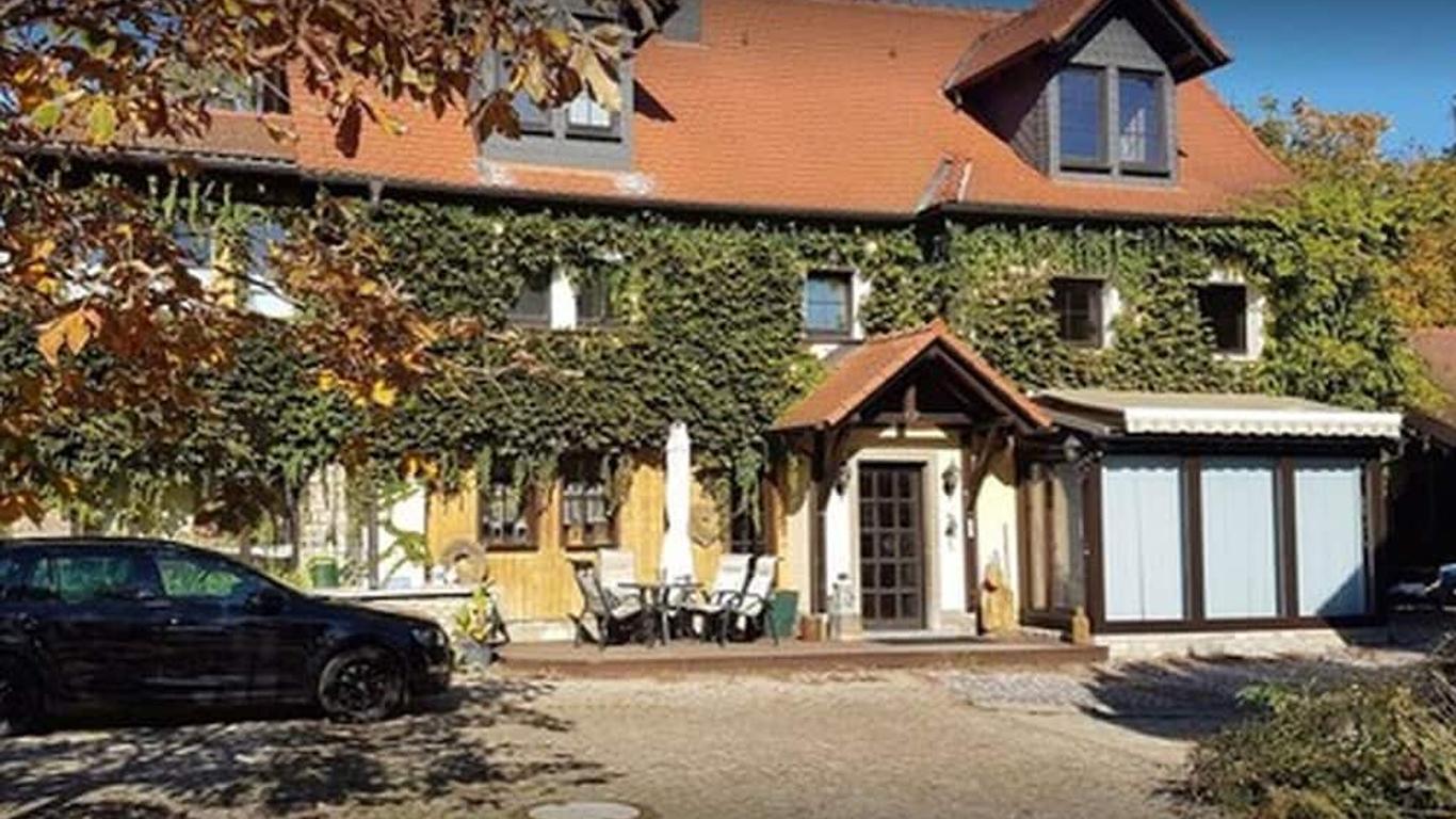 BIO Kastanienhof Erfurt - Appartements und ayurvedische Jurten