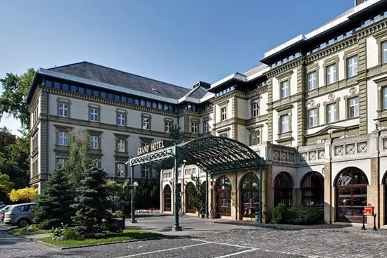 Gebäude
