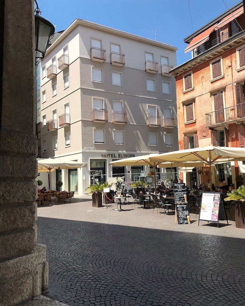 Gebäude
