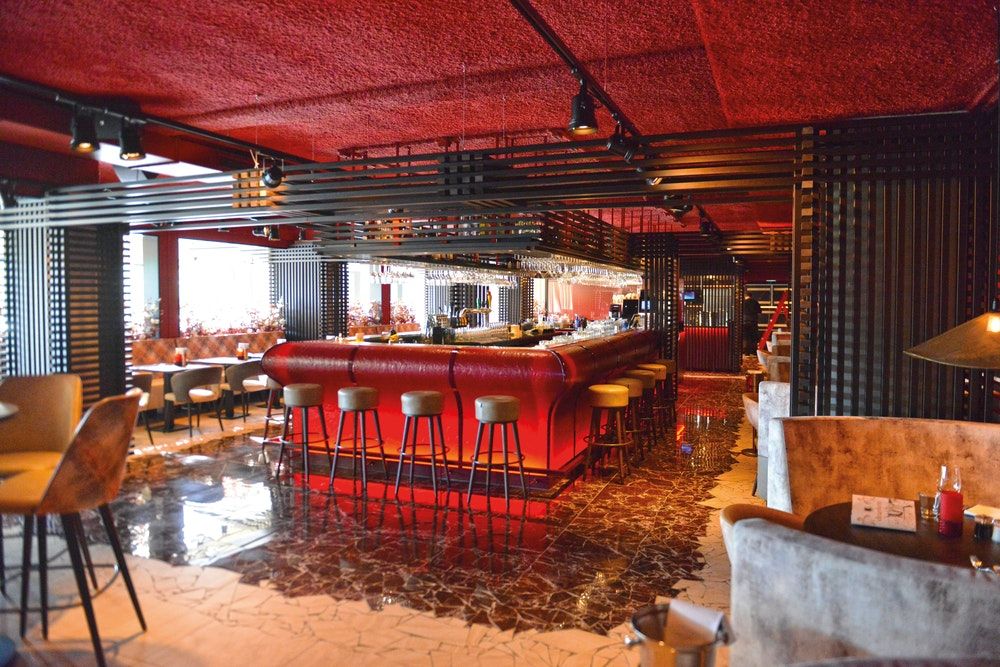 Bar
