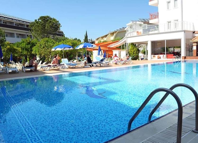 Pool Foto